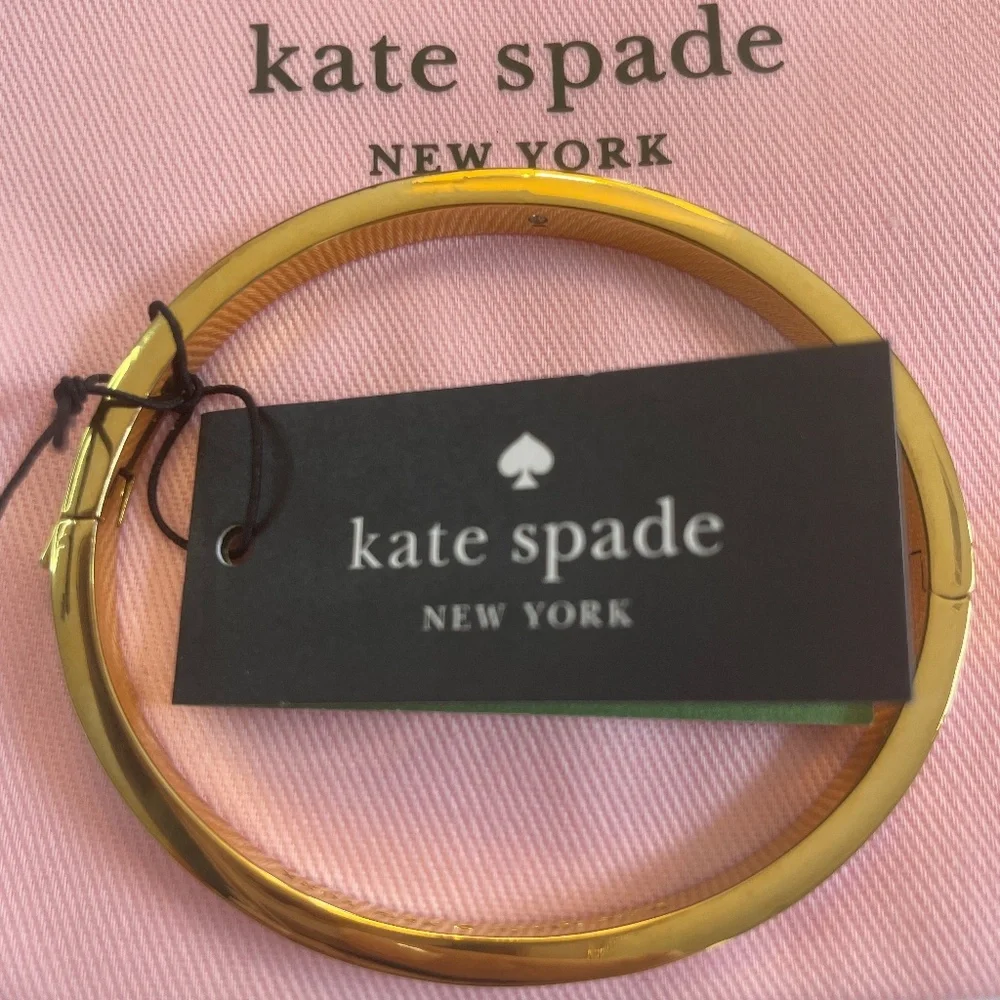 NWT, Spot The Spade Enamel Hinged Bangle, White, - Picture 5 of 11